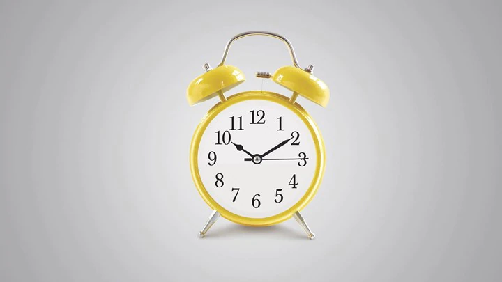 clock-on-grey-2000x1125.webp